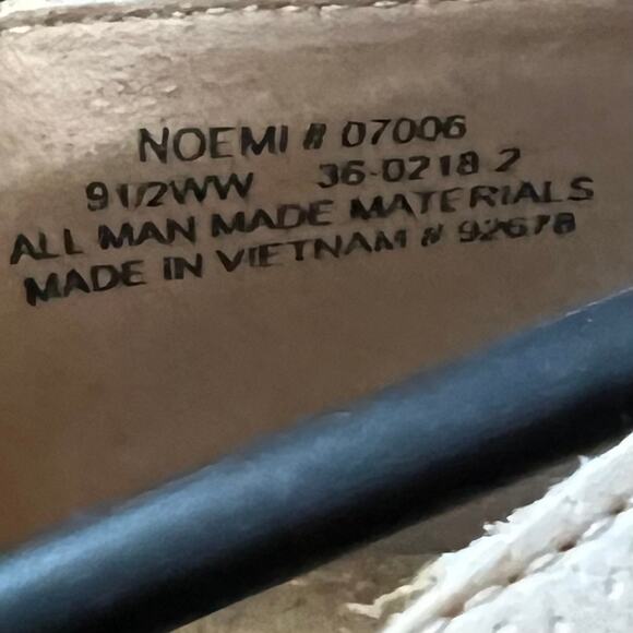 Comfortview Noemi Beige Faux Nubuck Comfort Slip-on Monk Strap Loafer Size 9.5WW - Picture 14 of 15